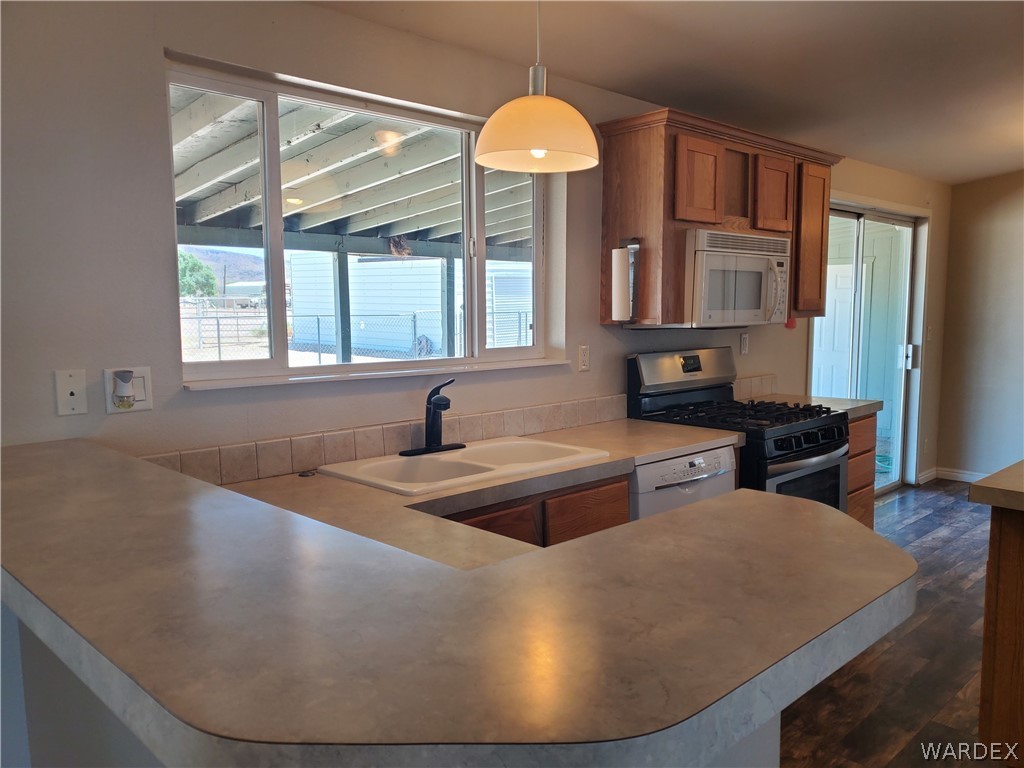 3159 West Rancho Road Golden Valley, AZ 86413 - Photo 4 of 29