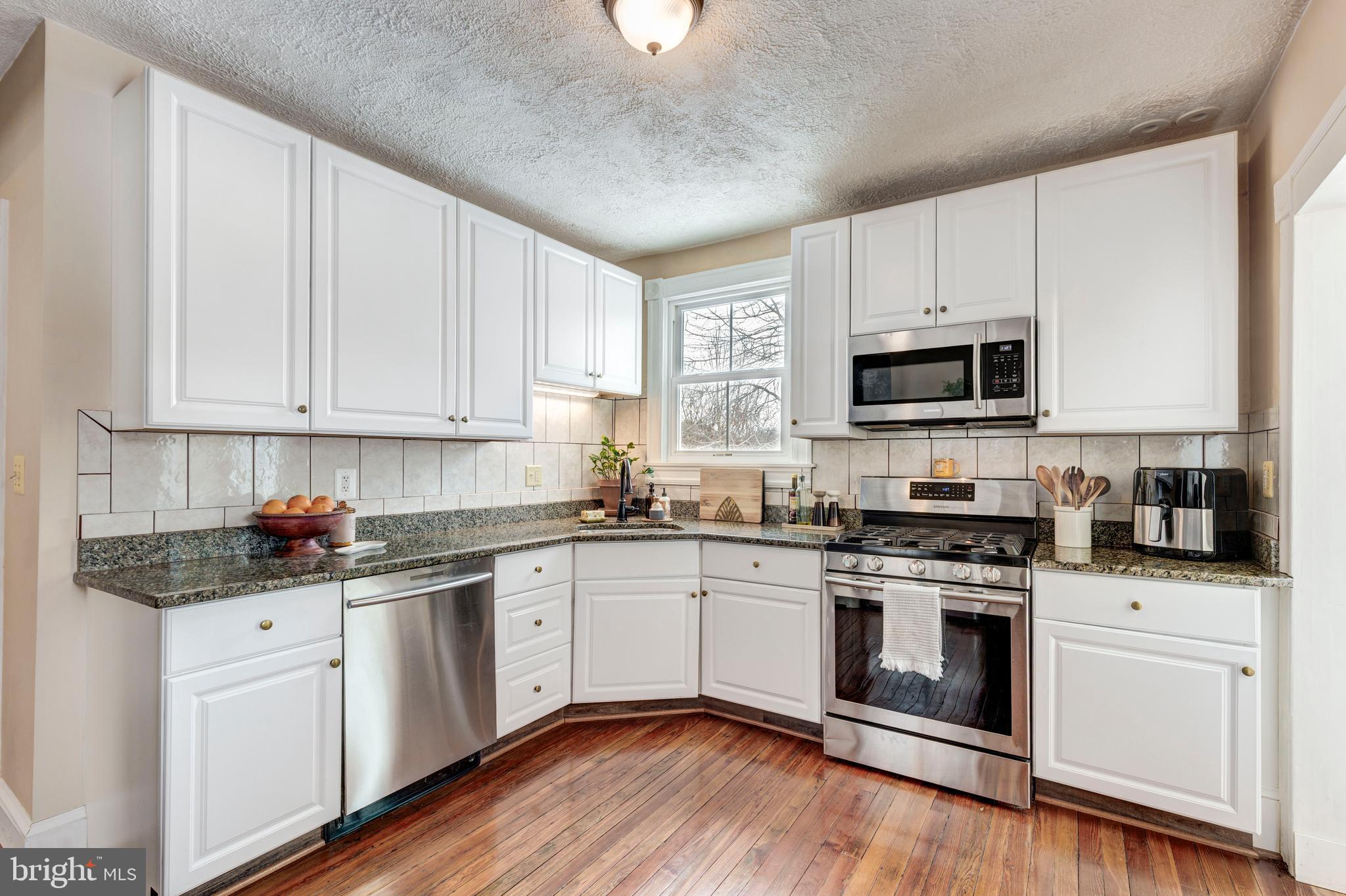 102 Pleasant Hill Road Owings Mills, MD 21117 - Photo 11 of 35 Kitchen