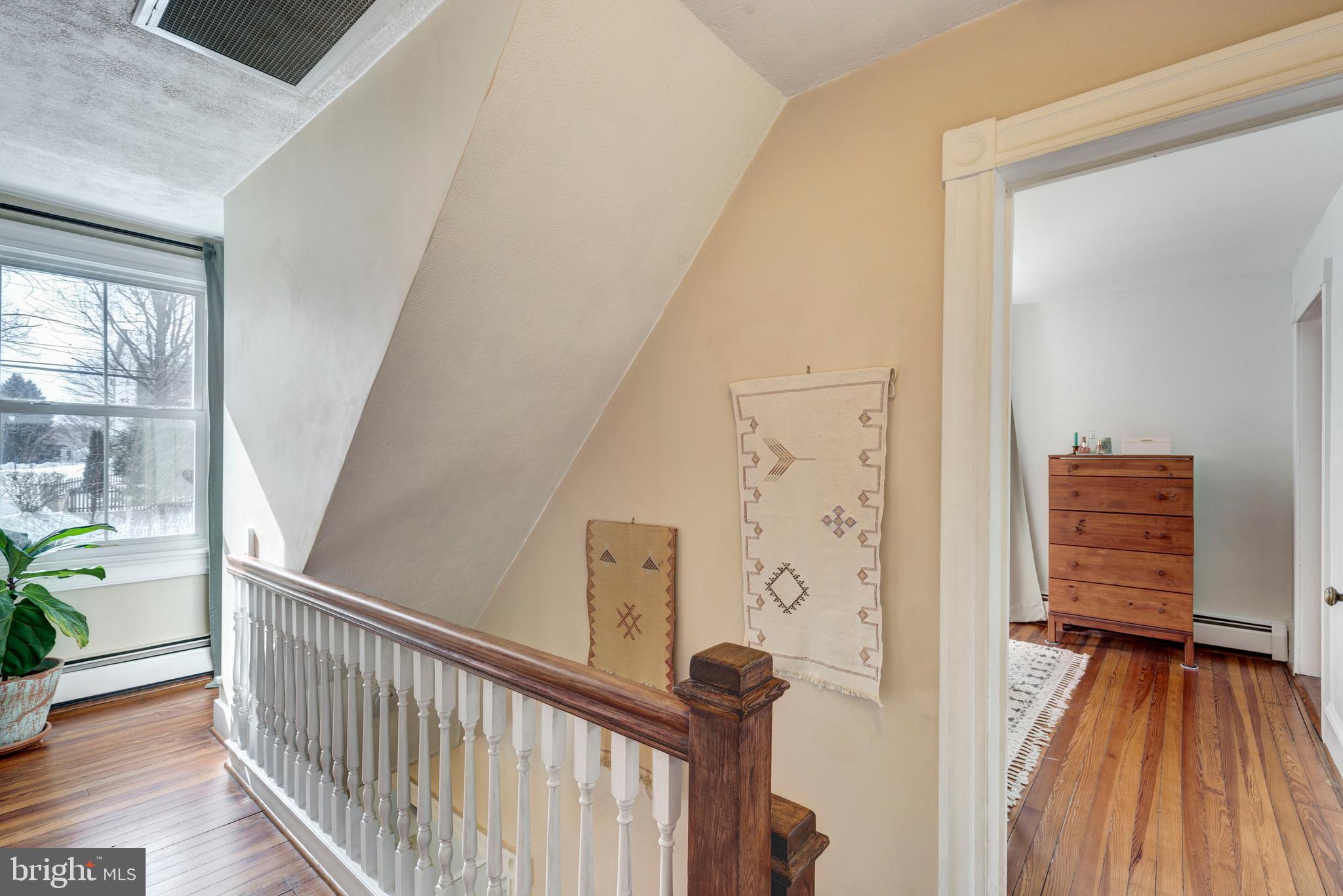 102 Pleasant Hill Road Owings Mills, MD 21117 - Photo 23 of 35 Upstairs hallway