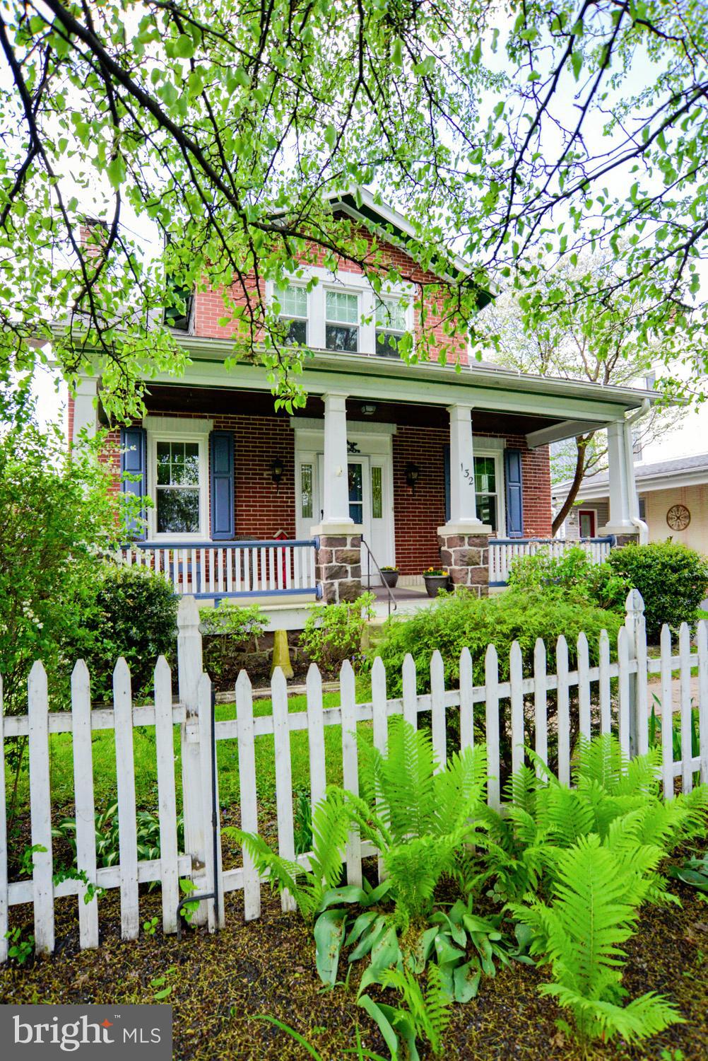 132 Charles Road Lancaster, PA 17603 - Photo 3 of 56 Gallery Image 3