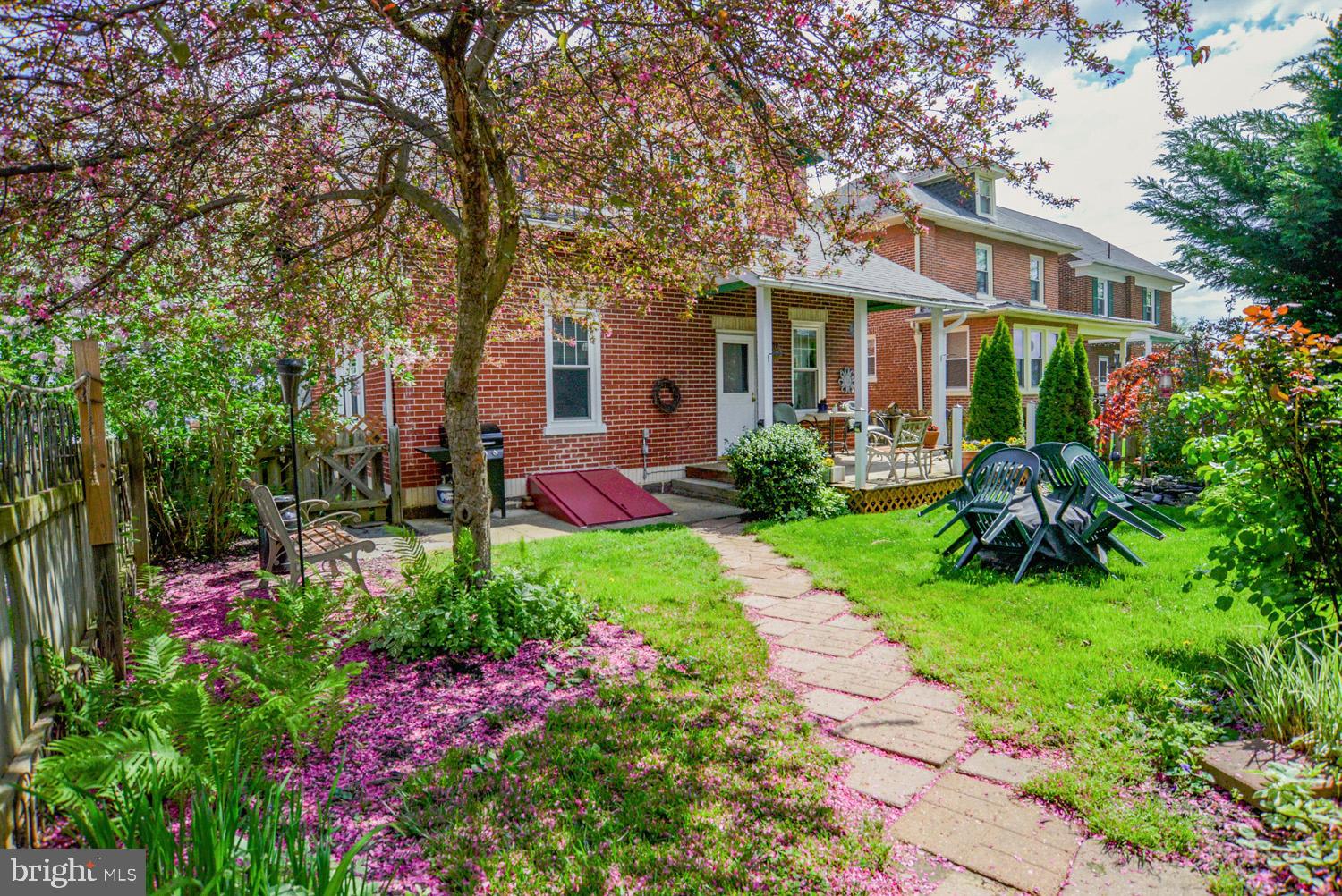 132 Charles Road Lancaster, PA 17603 - Photo 9 of 56 Gallery Image 9