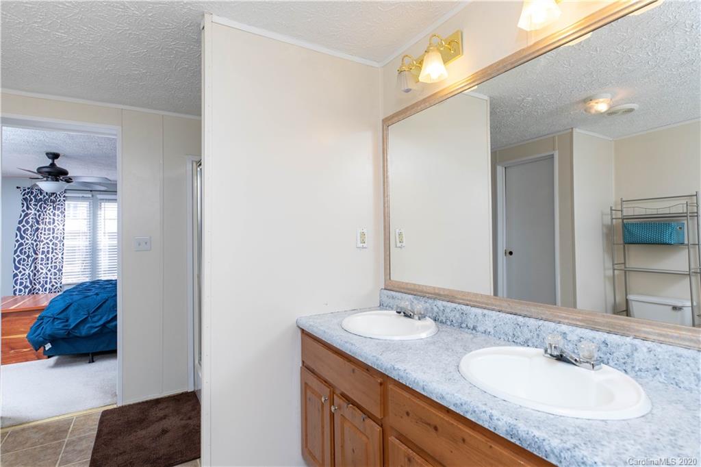 1801 Davis Farm Road York, SC 29745 - Photo 18 of 24 Gallery Image 18
