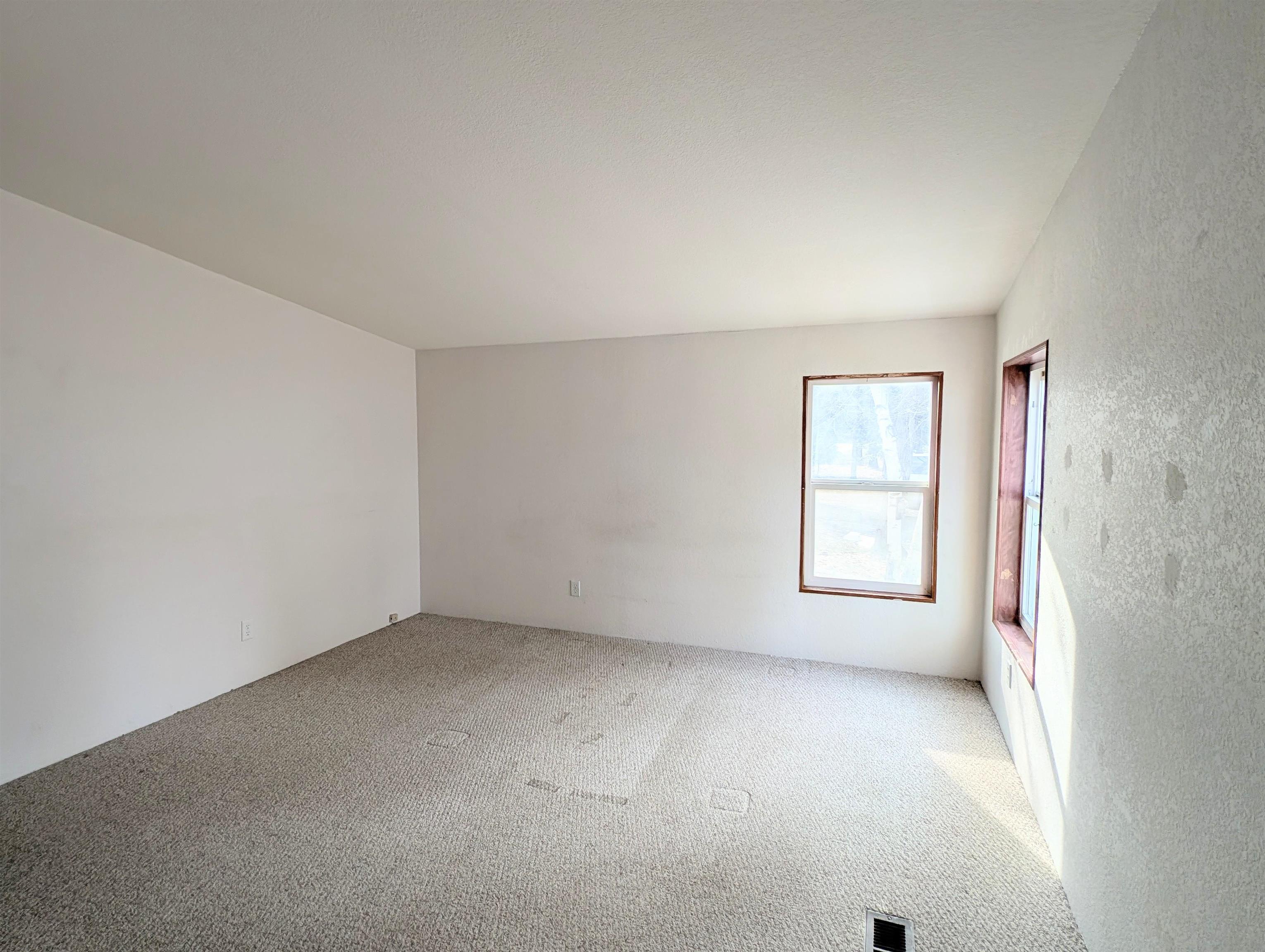 4040 Lyon And Moss Road Loon Lake, WA 99148 - Photo 17 of 49