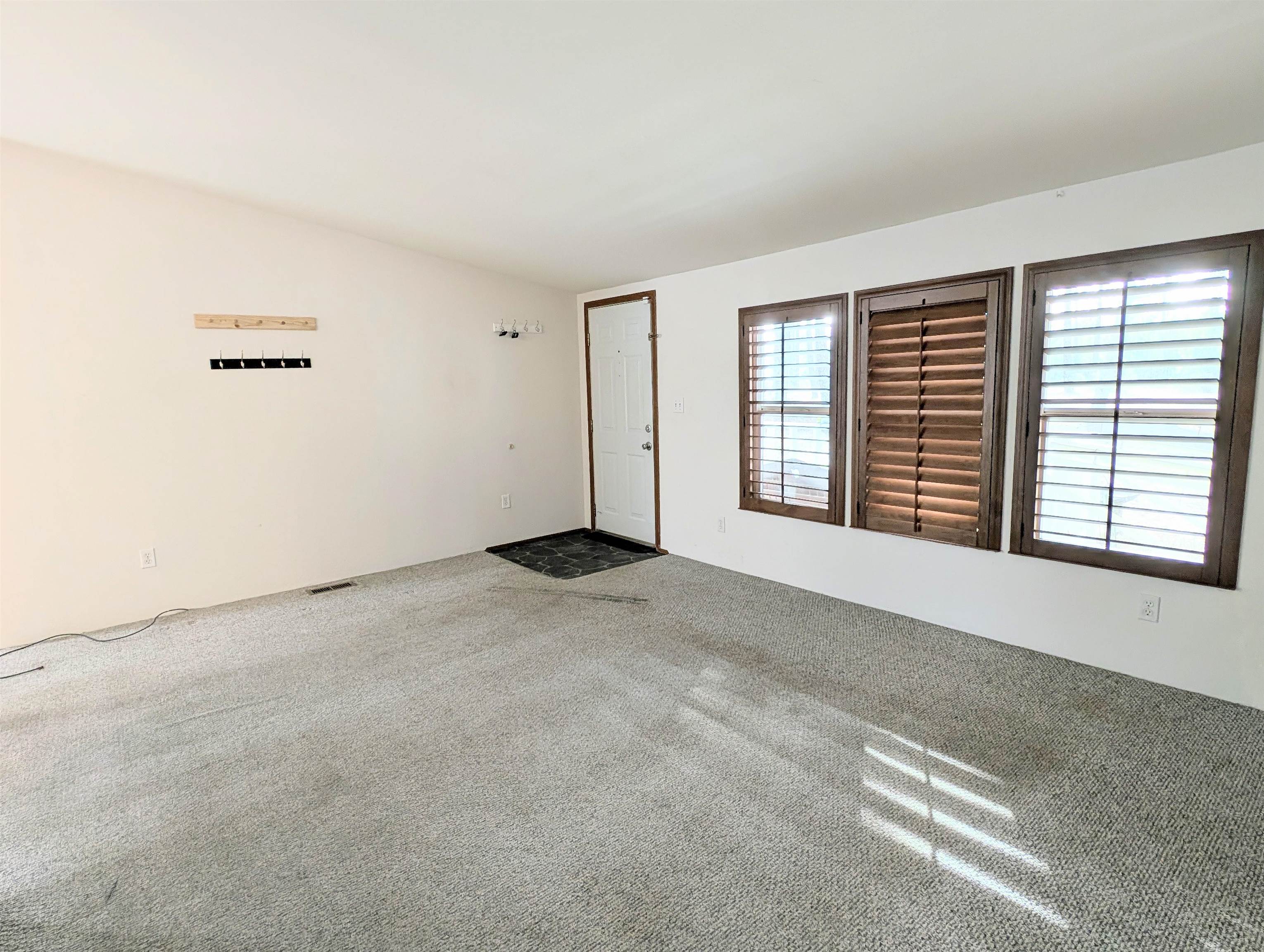 4040 Lyon And Moss Road Loon Lake, WA 99148 - Photo 5 of 49