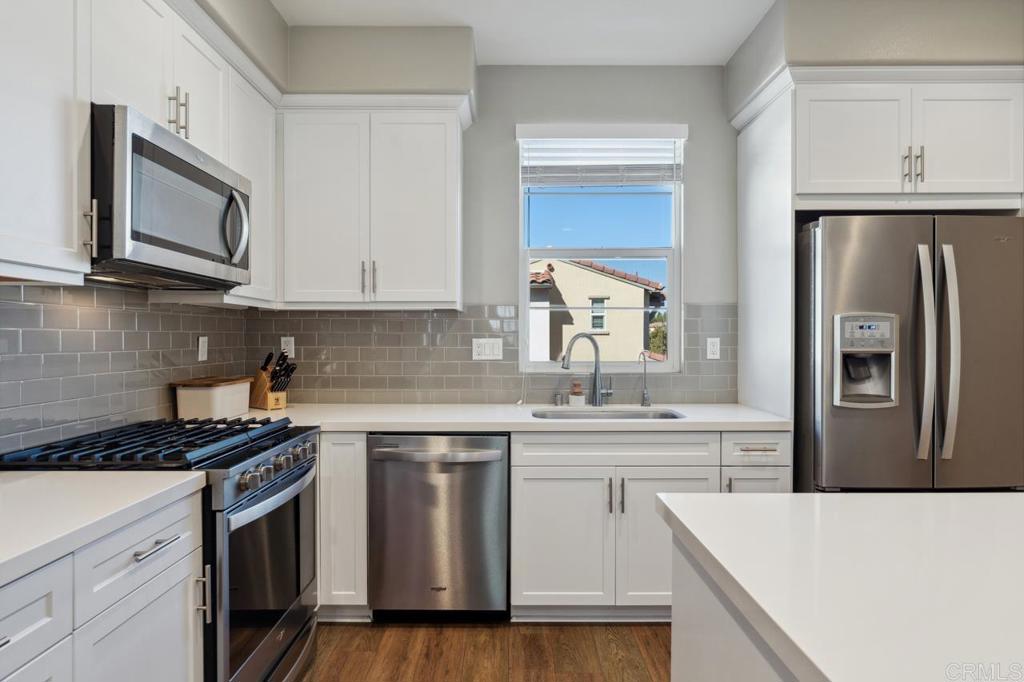 4349 Harbor Way, Unit 2 Oceanside, CA 92056 - Photo 14 of 54