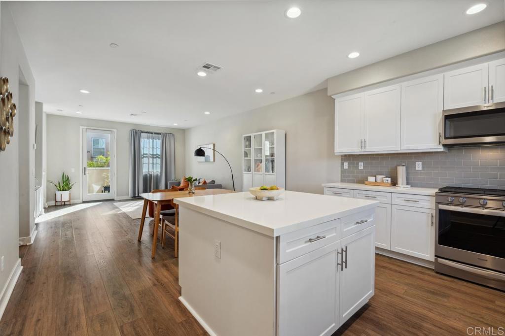 4349 Harbor Way, Unit 2 Oceanside, CA 92056 - Photo 18 of 54