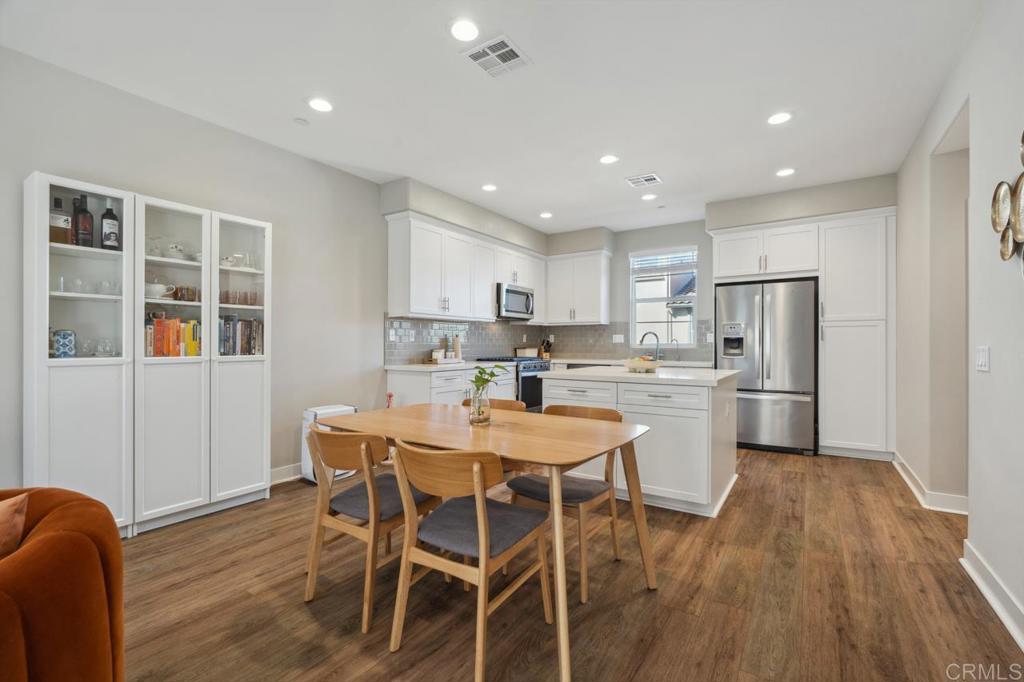 4349 Harbor Way, Unit 2 Oceanside, CA 92056 - Photo 10 of 54