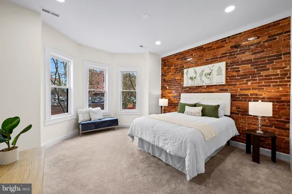 $524,999 | 2824 Maryland Avenue, Baltimore, MD 21218