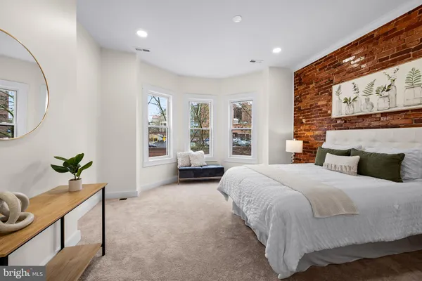 $524,999 | 2824 Maryland Avenue, Baltimore, MD 21218