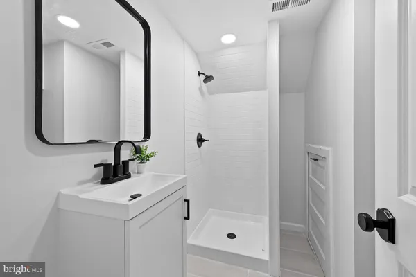 $524,999 | 2824 Maryland Avenue, Baltimore, MD 21218