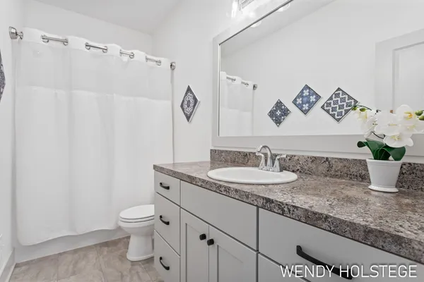 $544,900 | 12713 Ridgedale Drive, Allendale, MI 49401