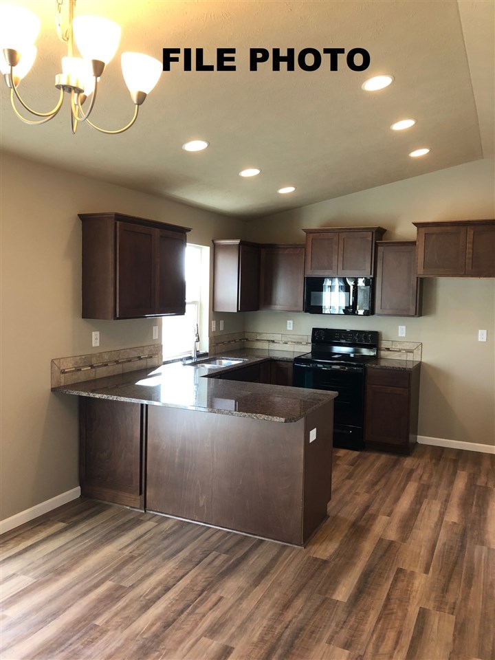 8520 North Maple Lane Spokane, WA 99208 - Photo 5 of 15