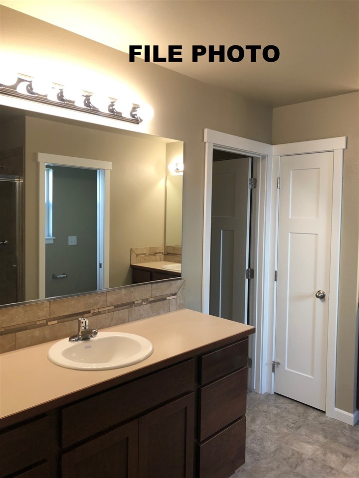 8520 North Maple Lane Spokane, WA 99208 - Photo 8 of 15