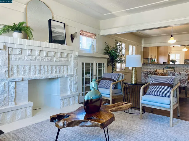 $697,000 | 725 43rd Street, Oakland, CA 94609