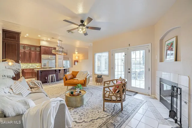 $4,500 | 41002 Flagstone Street, Palmdale, CA 93551