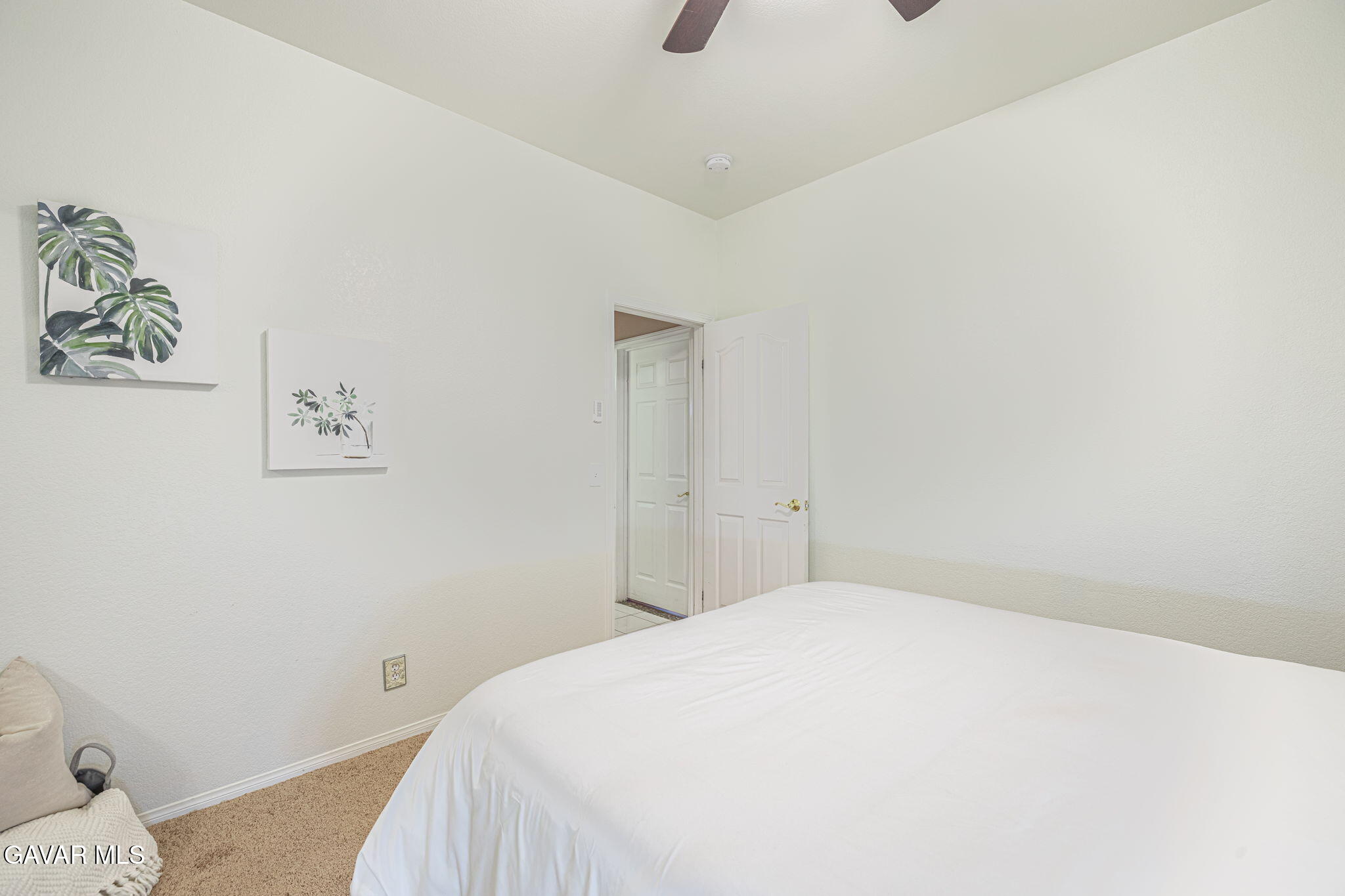 41002 Flagstone Street Palmdale, CA 93551 - Photo 20 of 34 31-web-or-mls-AVOH--25