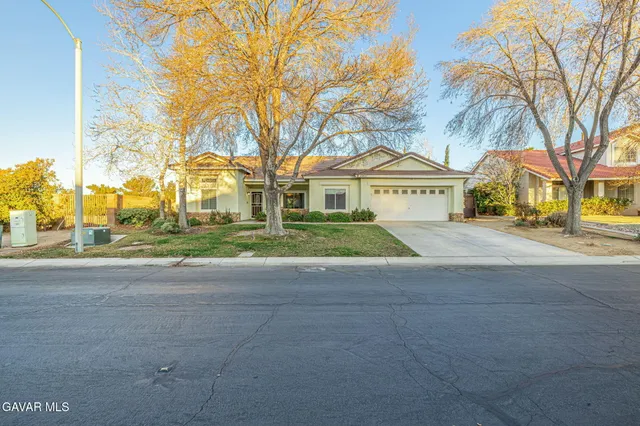 $4,500 | 41002 Flagstone Street, Palmdale, CA 93551