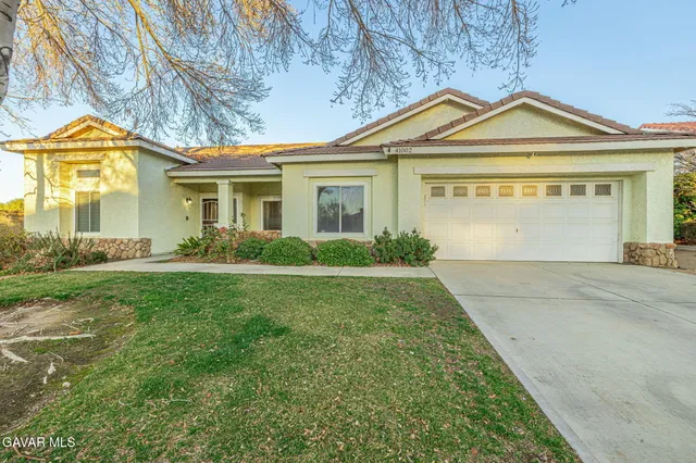 $4,500 | 41002 Flagstone Street, Palmdale, CA 93551