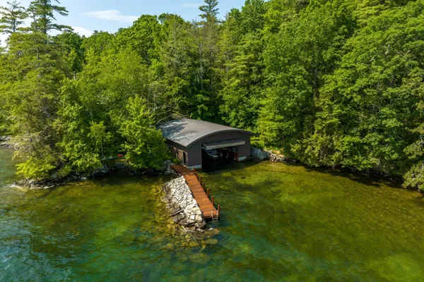 $10,950,000 | 20 Wyman Drive, Wolfeboro, NH 03894