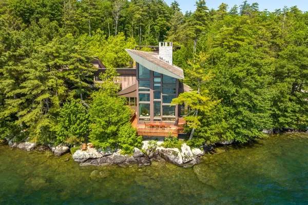 $10,950,000 | 20 Wyman Drive, Wolfeboro, NH 03894