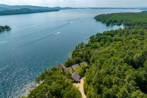 $10,950,000 | 20 Wyman Drive, Wolfeboro, NH 03894