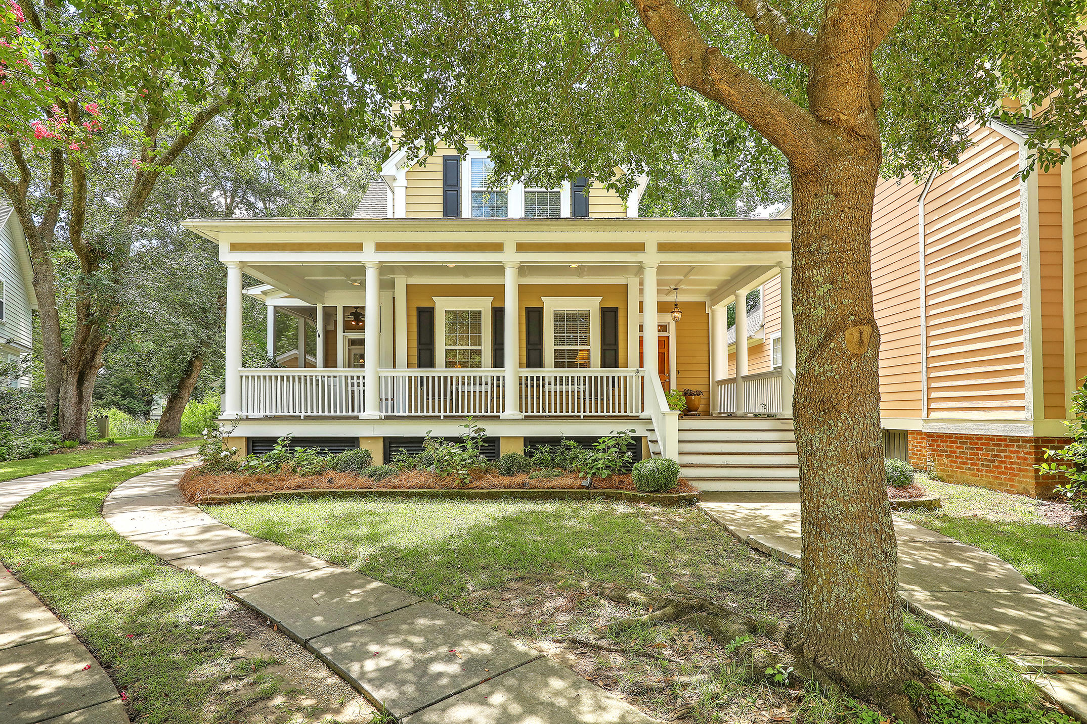 3006 Spring Tide Court Charleston, SC 29414 - Photo 3 of 35 1R3A7769_70_71