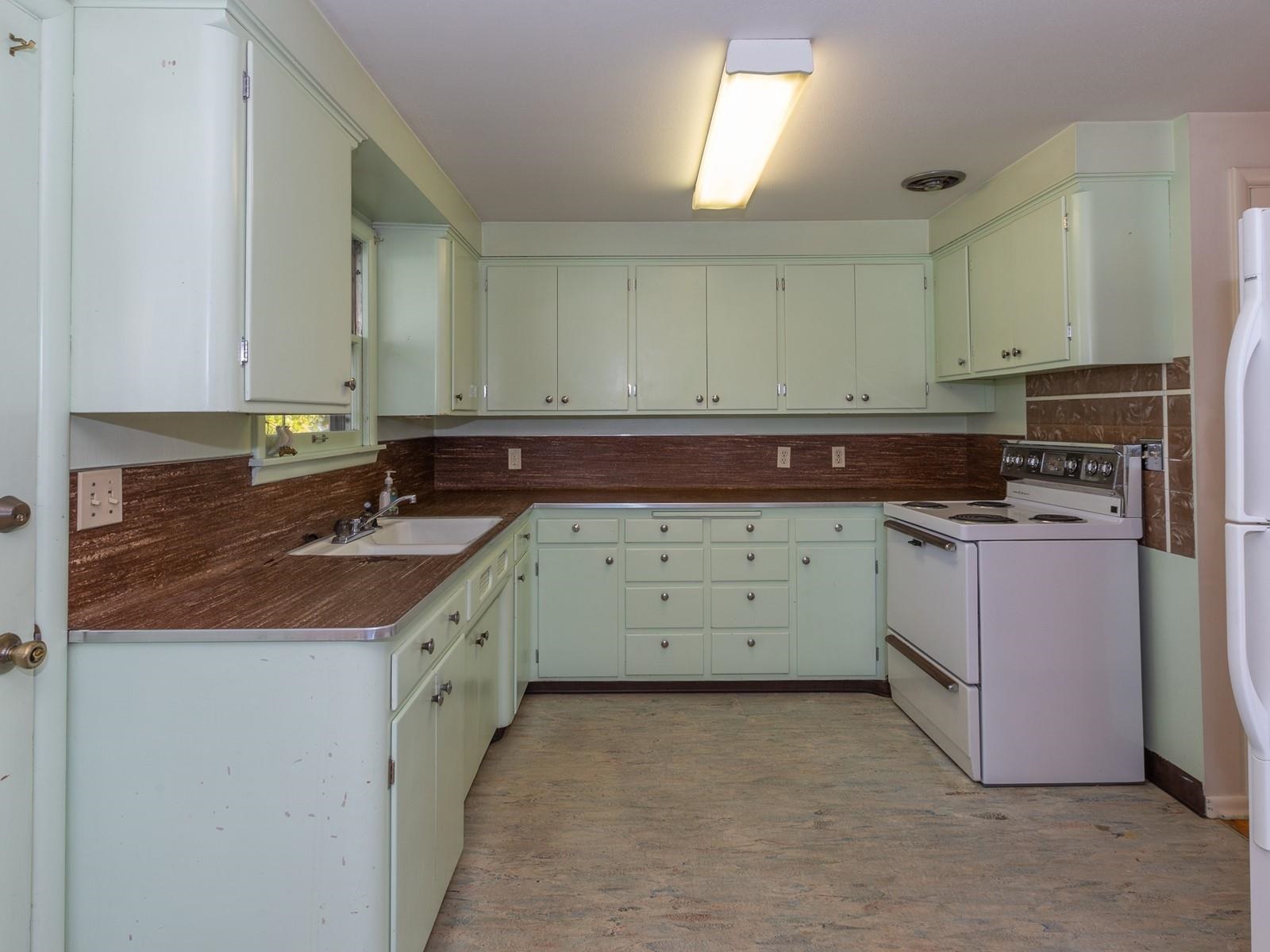 1418 North Lewis Road Spokane Valley, WA 99212 - Photo 5 of 20