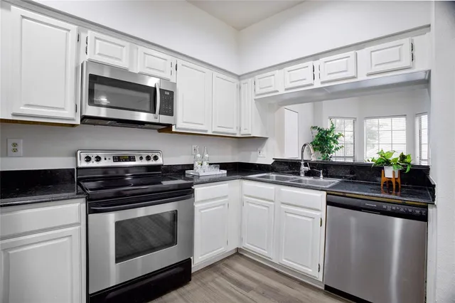 $281,000 | 14400 Montfort Drive, Unit 503, Dallas, TX 75254