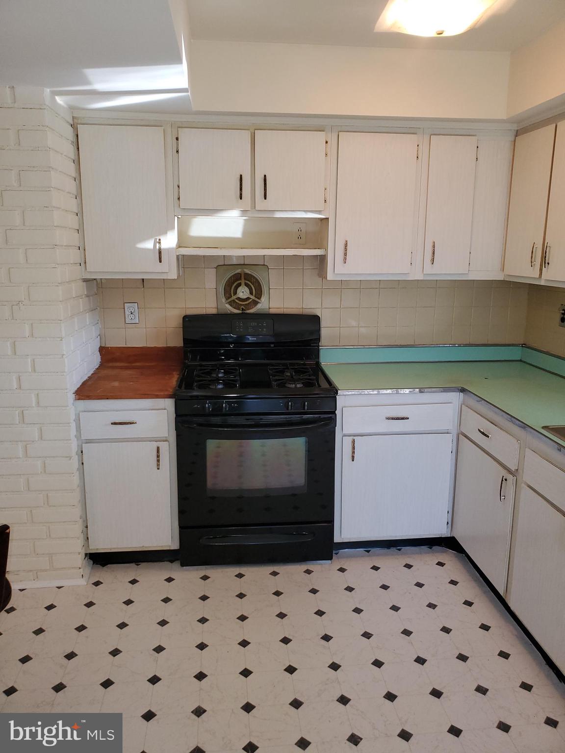 3611 Jeff Road Glenarden, MD 20706 - Photo 6 of 29 Kitchen Area