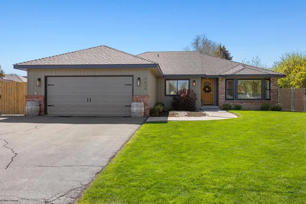 $429,000 | 4039 Valinda Way, Klamath Falls, OR 97603