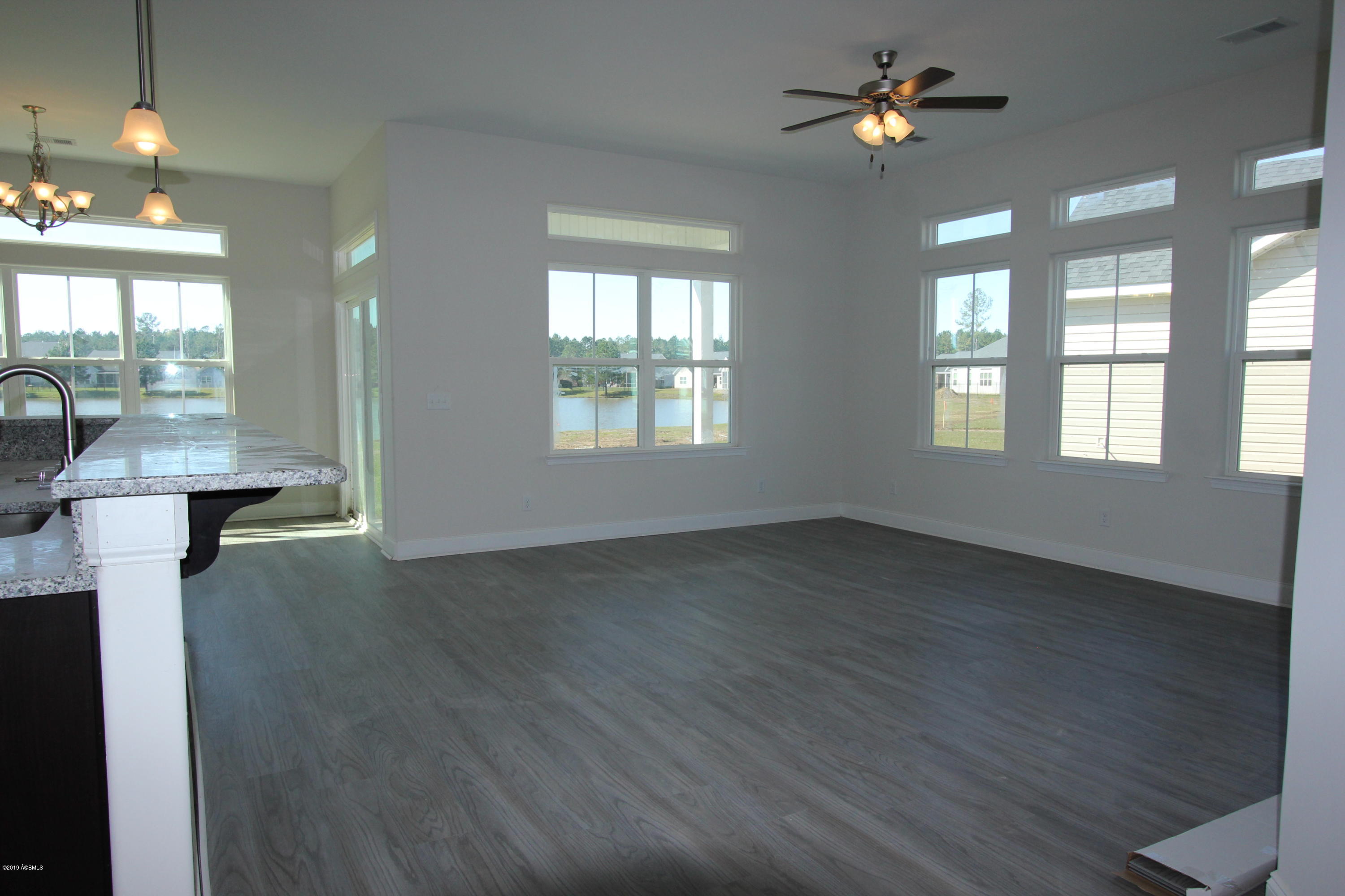 696 Fort Sullivan Drive Ridgeland, SC 29936 - Photo 4 of 17 IMG_7439