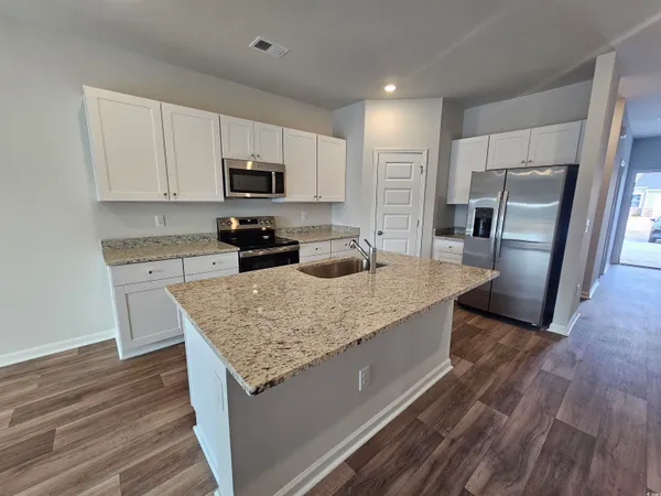 $1,975 | 2092 Wild Indigo Circle, Calabash, NC 28467