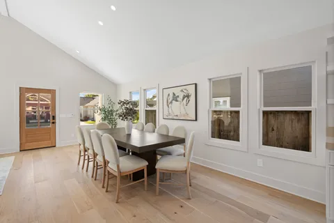 $1,250,000 | 1011 West Cottage Street, Houston, TX 77009