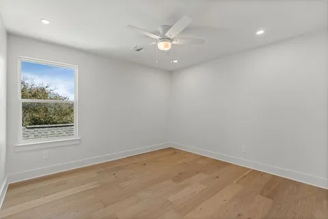 $1,250,000 | 1011 West Cottage Street, Houston, TX 77009