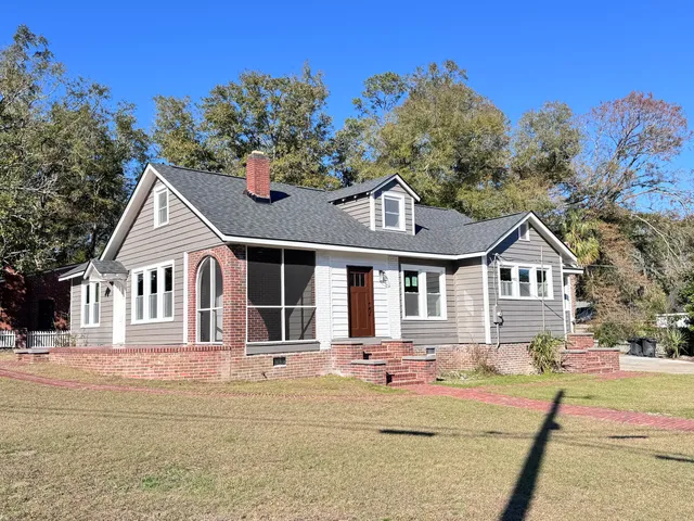 $459,000 | 303 Warren Street, Walterboro, SC 29488
