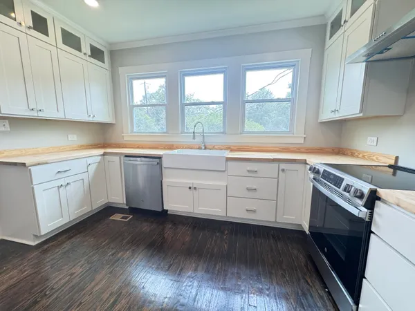 $459,000 | 303 Warren Street, Walterboro, SC 29488