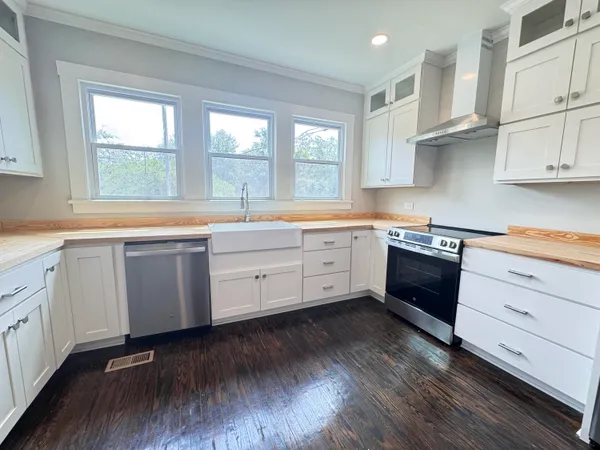 $459,000 | 303 Warren Street, Walterboro, SC 29488