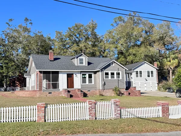 $459,000 | 303 Warren Street, Walterboro, SC 29488