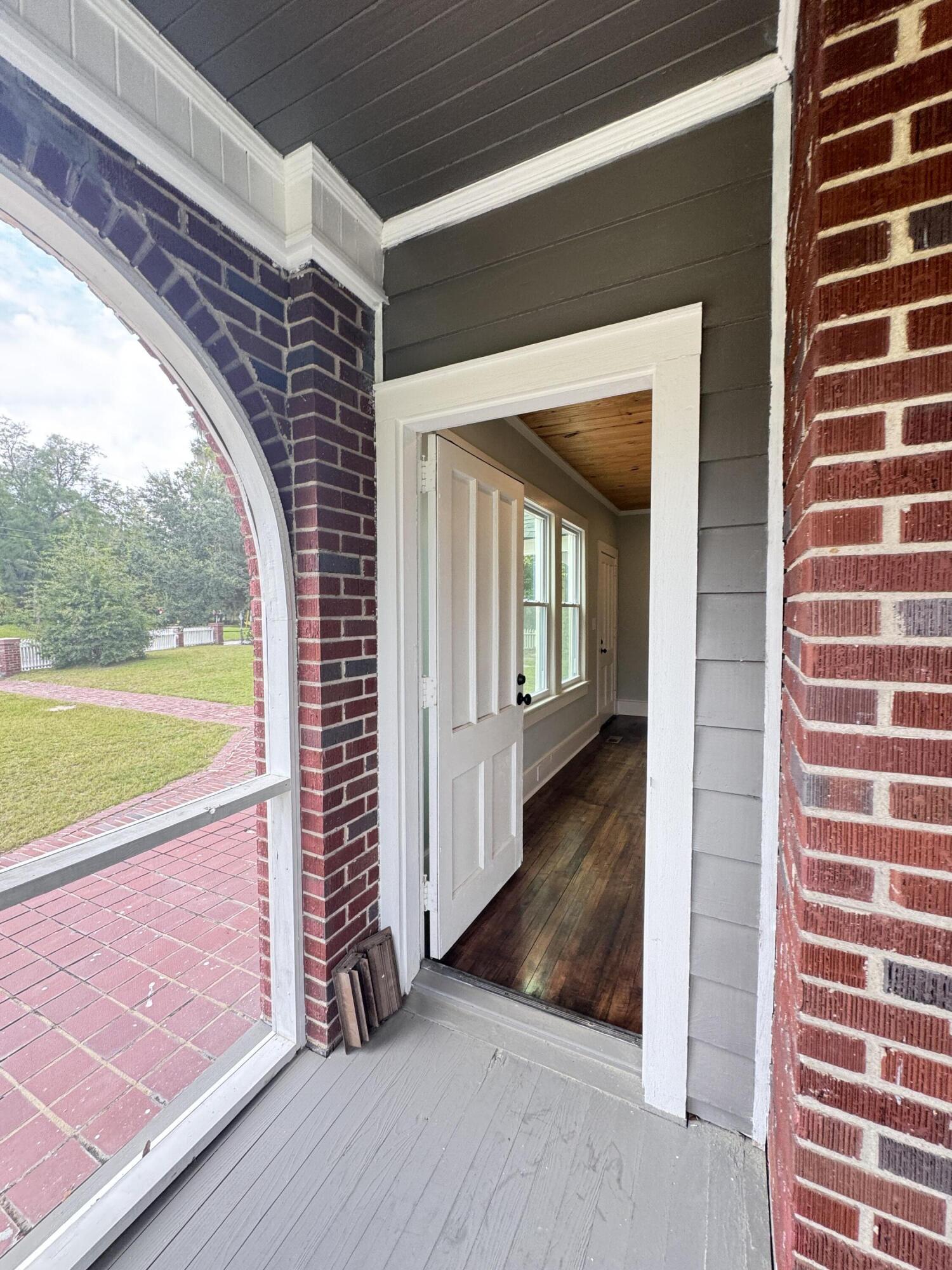 303 Warren Street Walterboro, SC 29488 - Photo 93 of 142 303 Warren Street