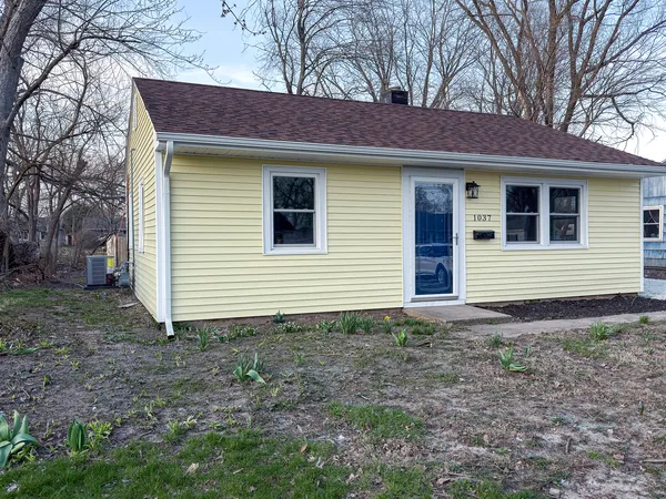 $117,500 | 1037 Eastview Drive, Rantoul, IL 61866