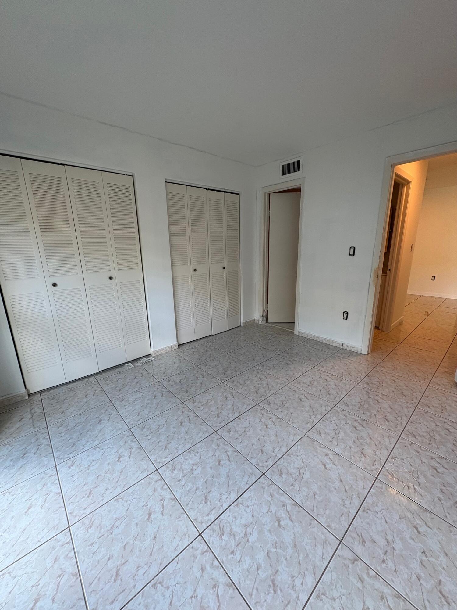 11800 Southwest 18th Street, Unit 108 Miami, FL 33175 - Photo 28 of 31 IMG_8542