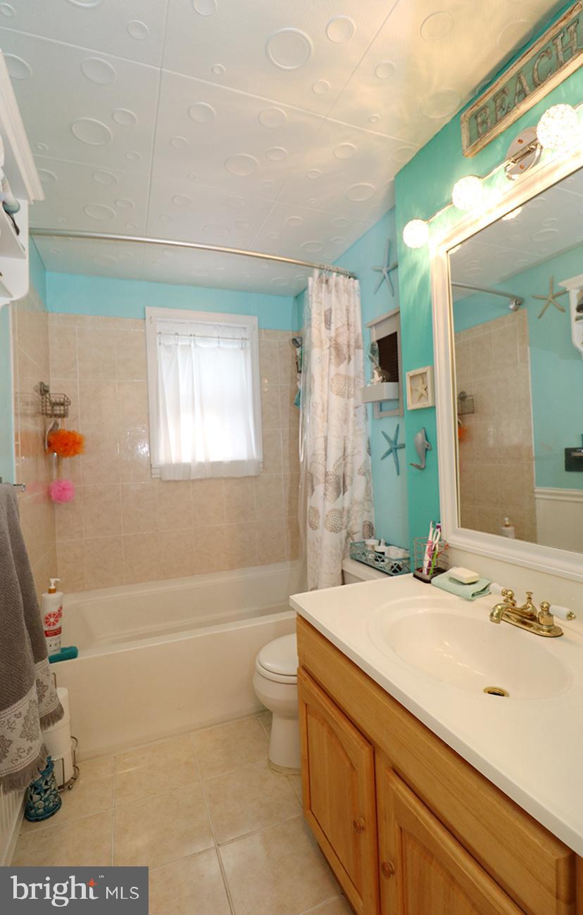 3210 Holly Road Philadelphia, PA 19154 - Photo 14 of 44