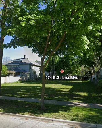 $33,000 | 574 East Galena Boulevard, Aurora, IL 60505