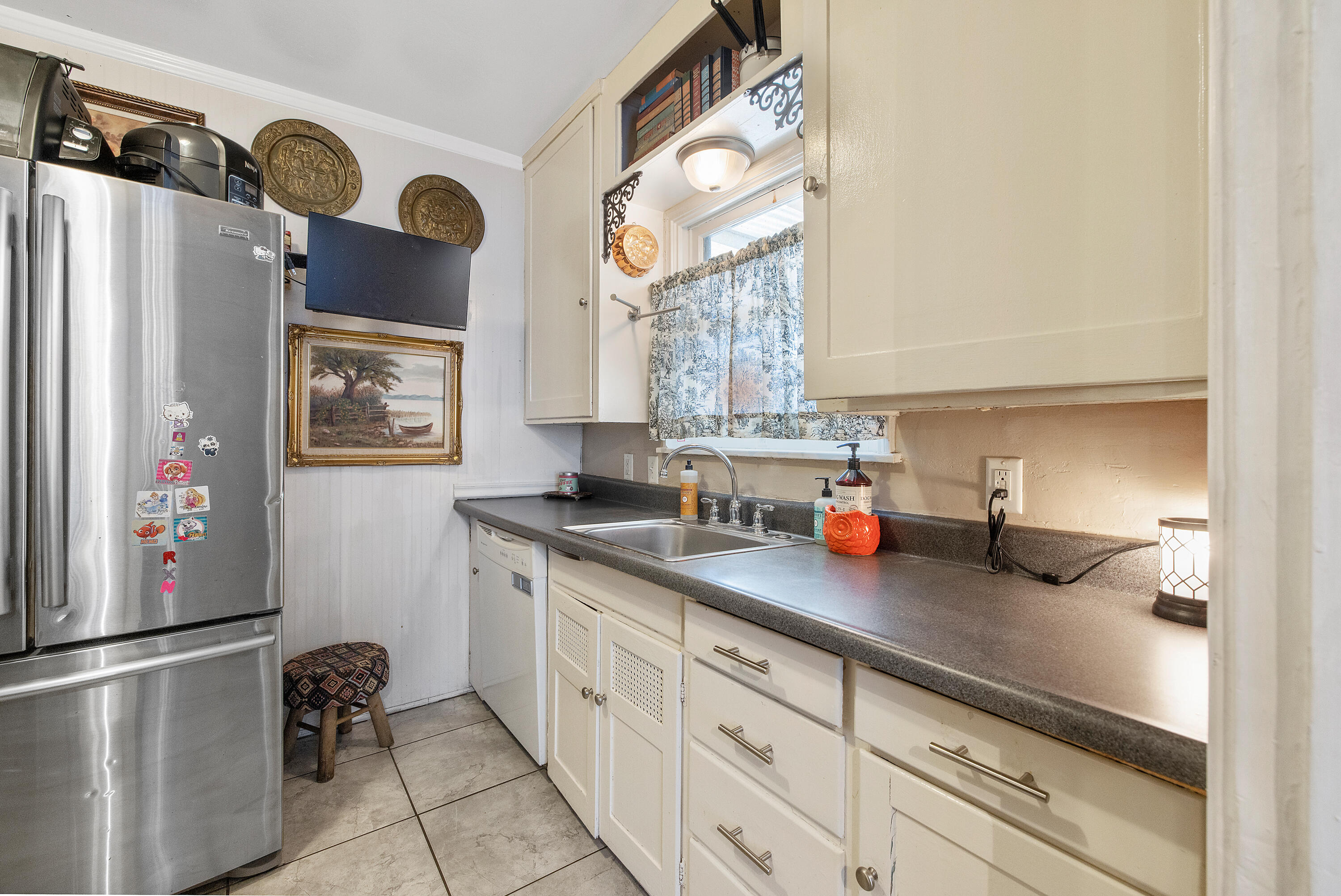 150 East Chestnut Street Exeter, CA 93221 - Photo 9 of 31 713A6859