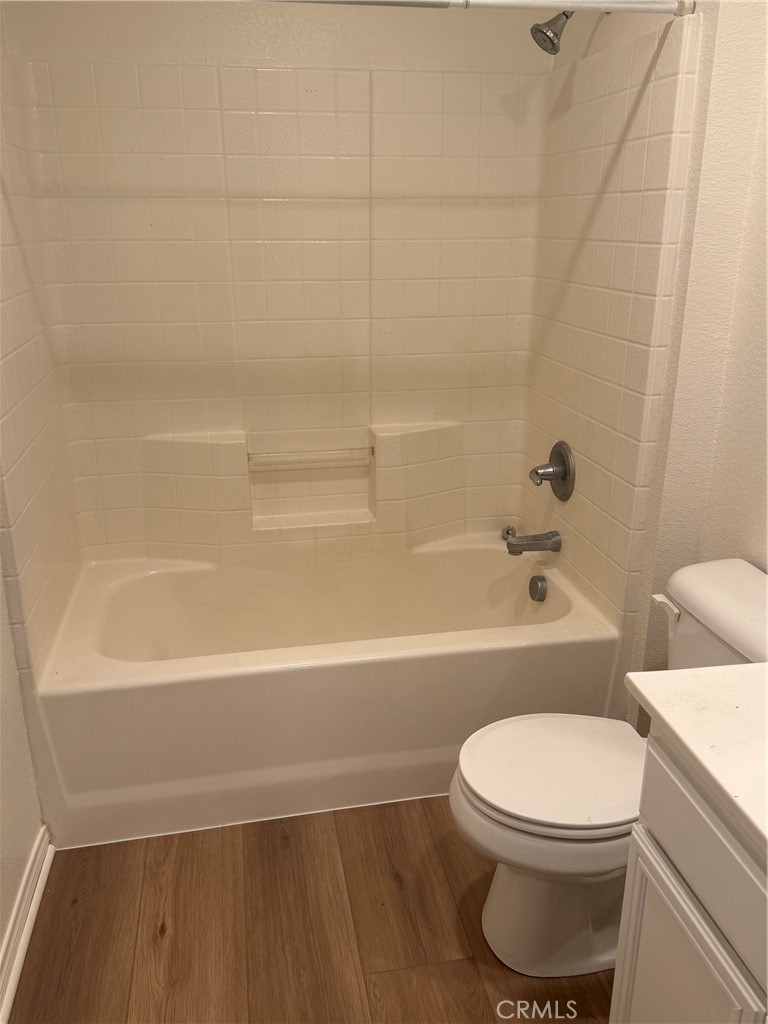 4420 Kristen Court Riverside, CA 92501 - Photo 35 of 39 SHOWER OVER TUB IN SECONDARY BATHROOM- LAMINATE/VINYL FLOORING
