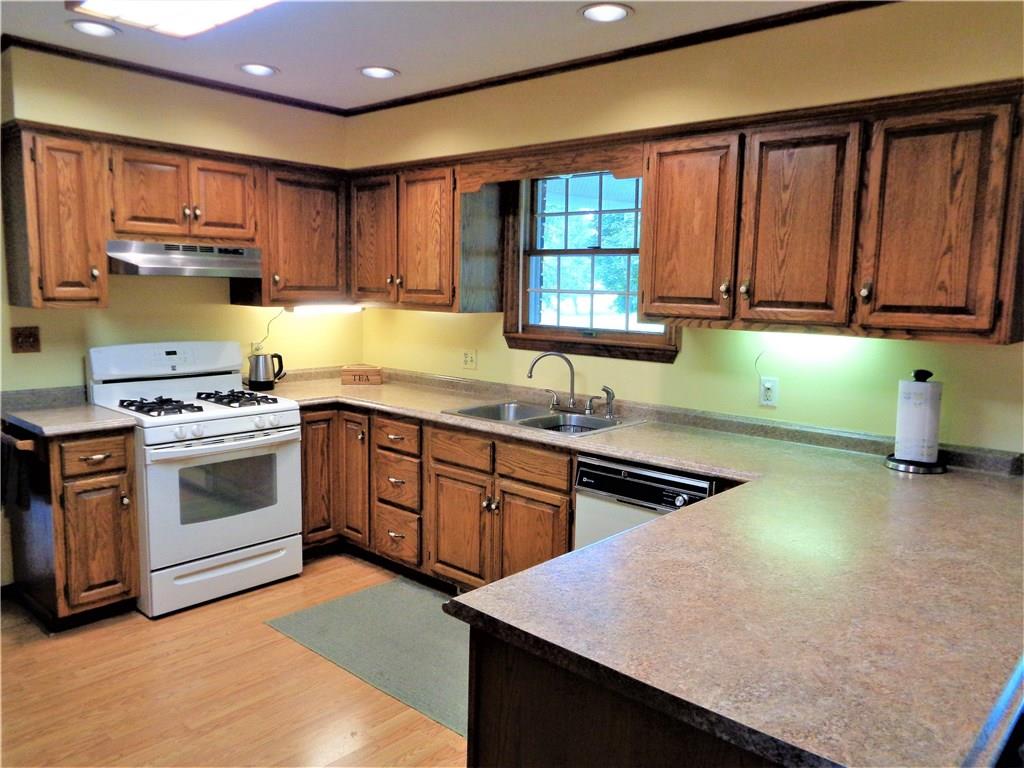 118 Parker Road Sarver, PA 16055 - Photo 9 of 25 Gallery Image 9
