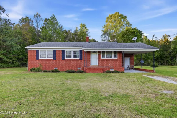 $190,000 | 6566 West W Highway West, Trenton, NC 28585