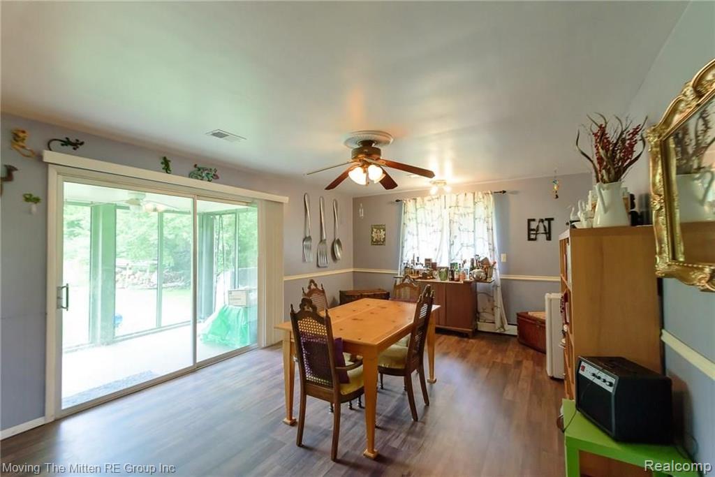 47970 Hull Road Belleville, MI 48111 - Photo 13 of 37