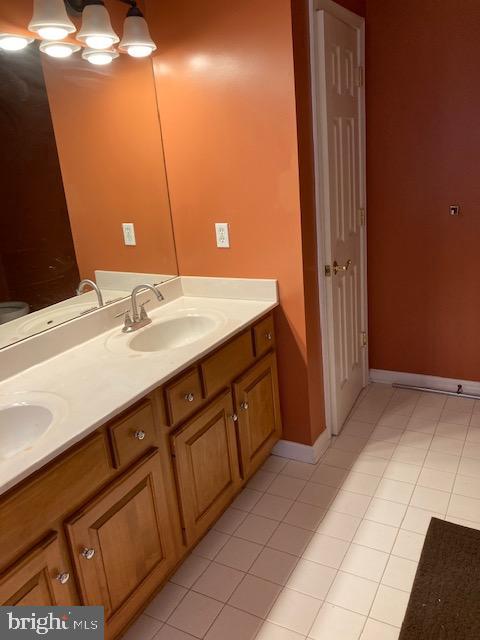 9527 Stottlemeyer Road Boonsboro, MD 21713 - Photo 21 of 29 Ensuite bath