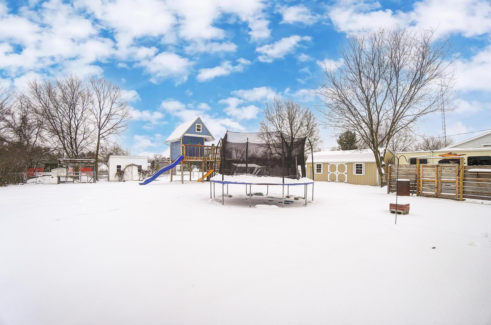 2334 North Thayer Road Lima, OH 45801 - Photo 35 of 39 .